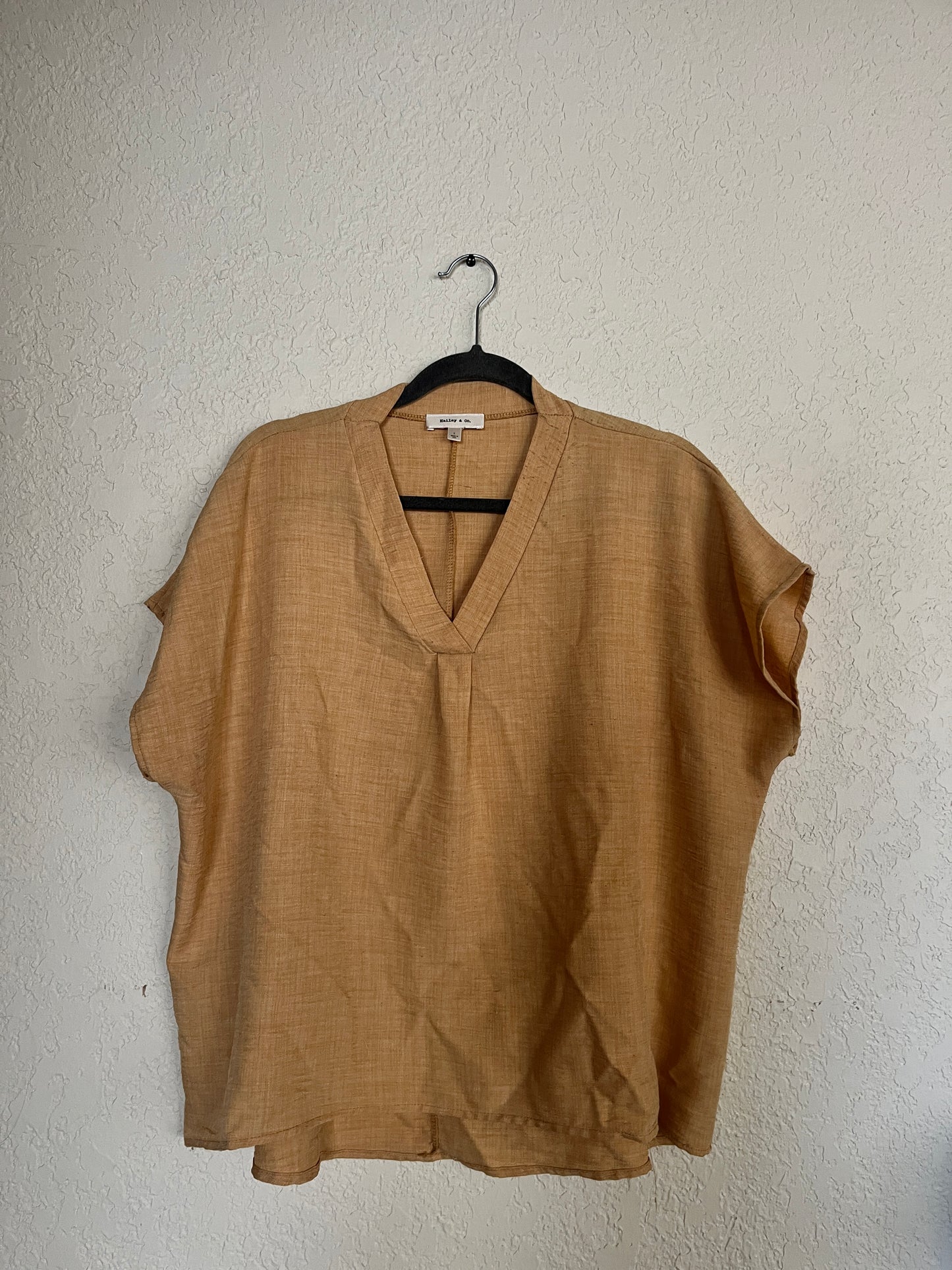 Artist Deep V Tee