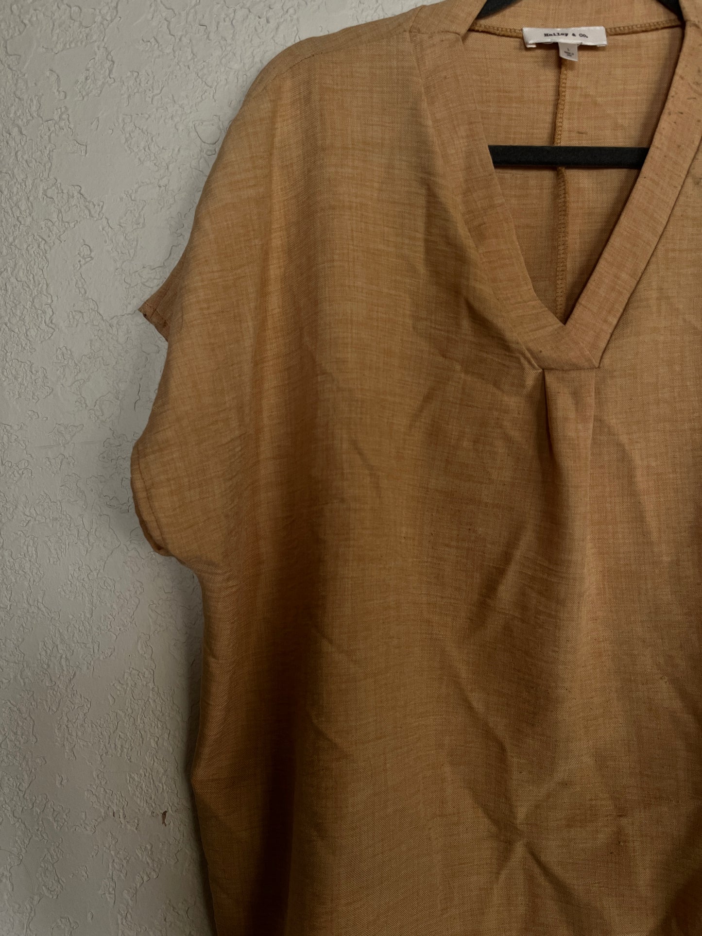 Artist Deep V Tee