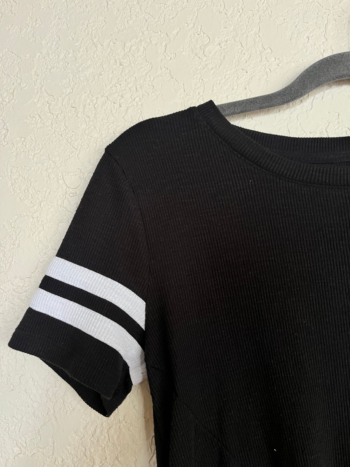 Simple Black Ribbed Ringer Tee